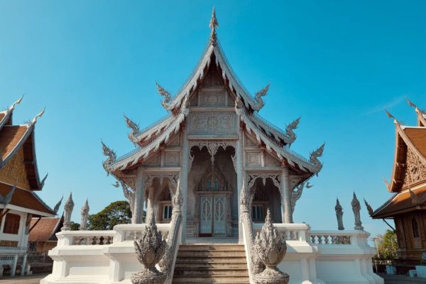 Le blue temple chiang rai : architecture, spiritualité et photographies Le blue temple chiang rai : architecture, spiritualité et photographies
