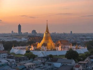 Wat saket the golden mount : un refuge perché au cœur de bangkok