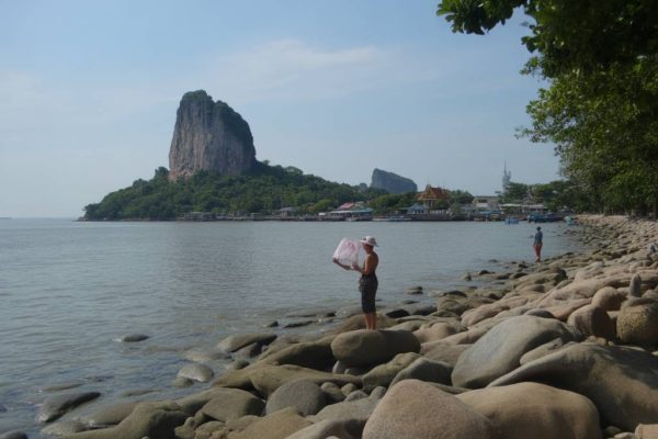 Chanthaburi thaïlande : plages, pierres précieuses et patrimoine historique