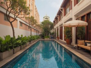Les meilleurs hôtels avec piscine privée à Bangkok pour un séjour romantique