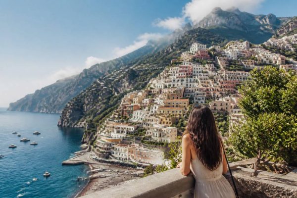 Aeroport positano : comment rejoindre la côte amalfitaine depuis l’Italie